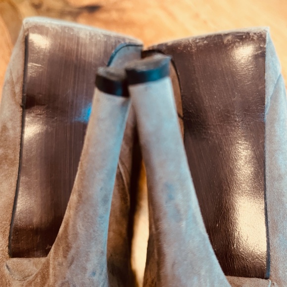 STUART WEITZMAN Women's Booties gray/brown high heels 7 1/2 M - Picture 5 of 8